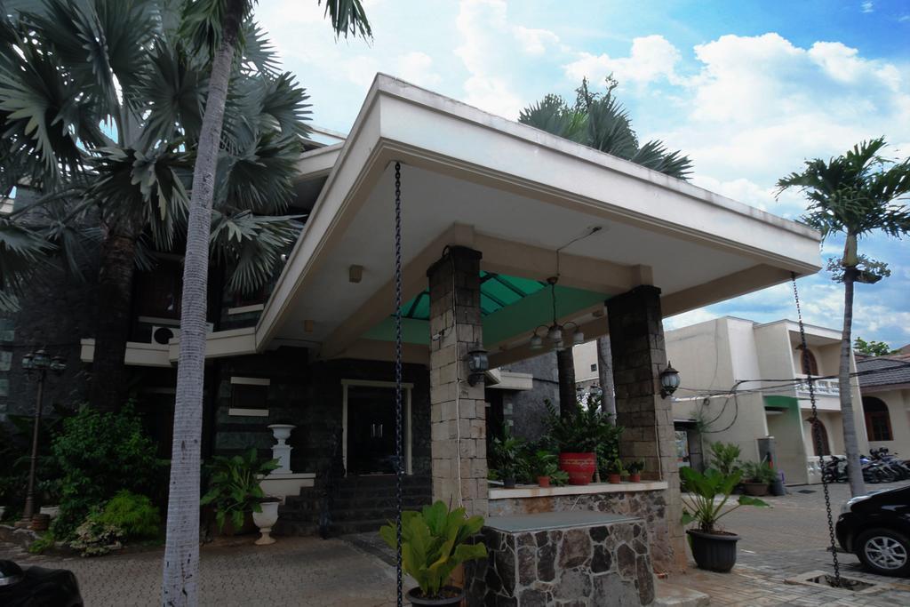 Arimbi Pejaten Hotel 3*