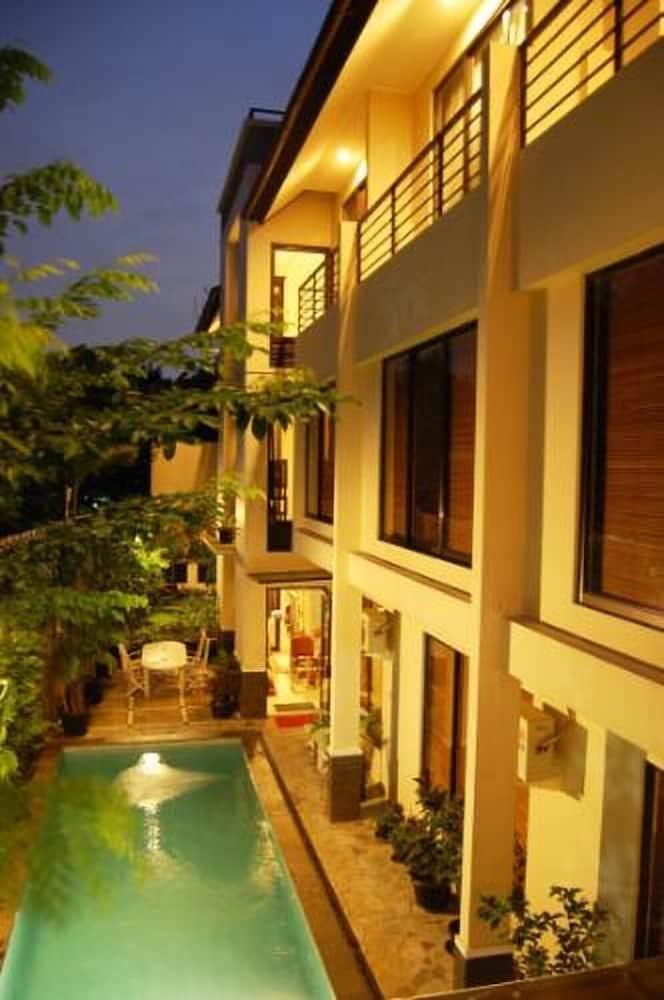 Hotel Arimbi Pejaten 3*