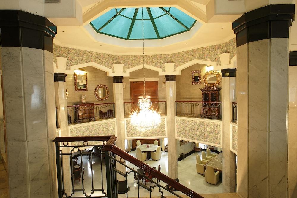 Hotel Arimbi Pejaten 3*