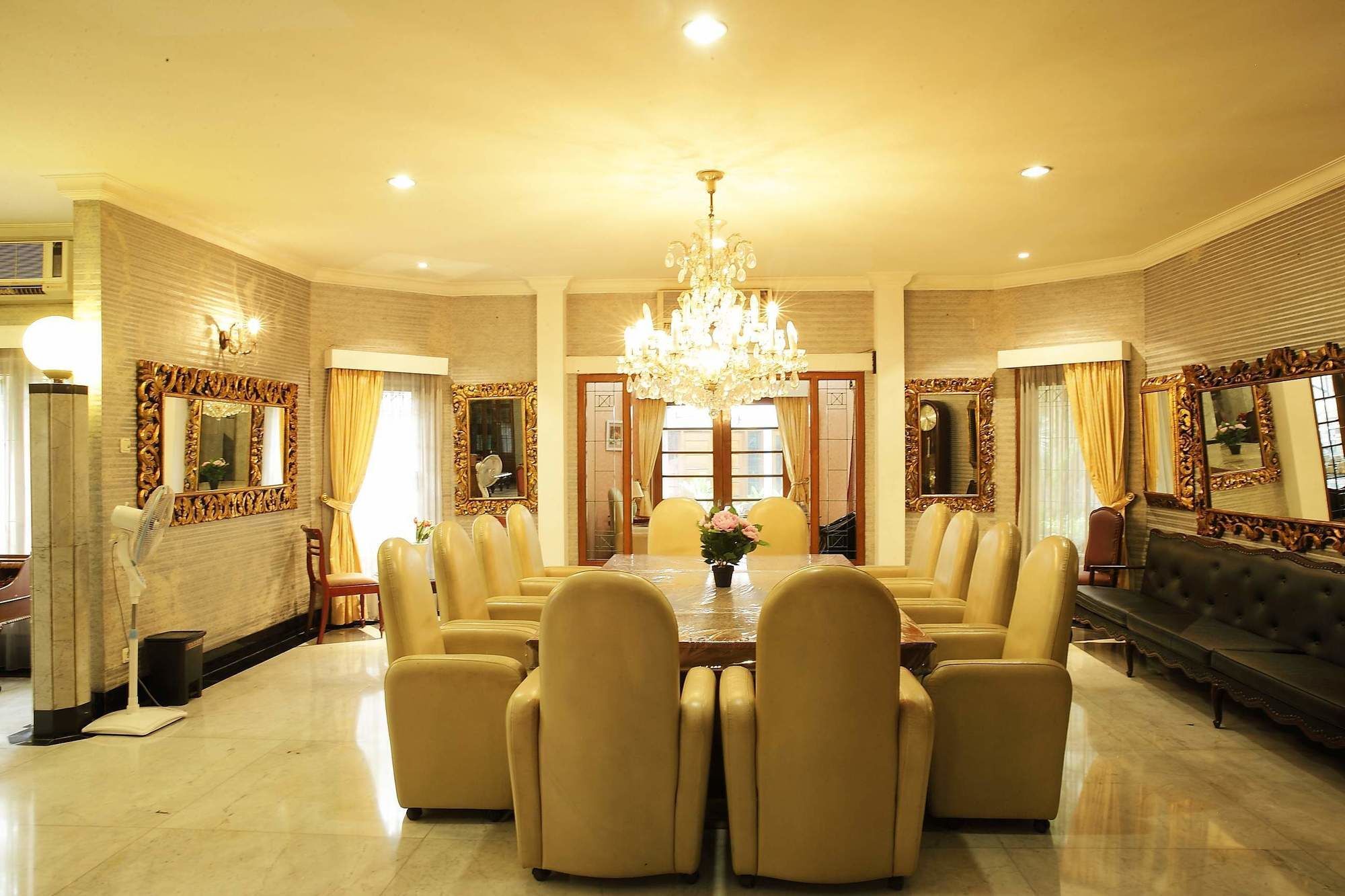 Arimbi Pejaten 3* Jakarta